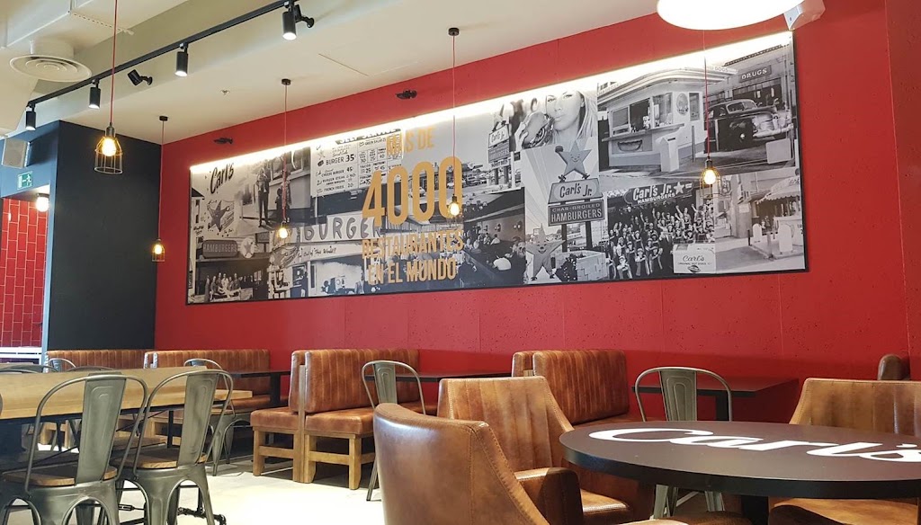 Hamburgueseria Carl's Jr — Ambiente