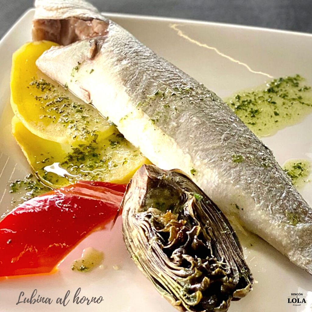 Rincon de Lola — Comida y bebida
