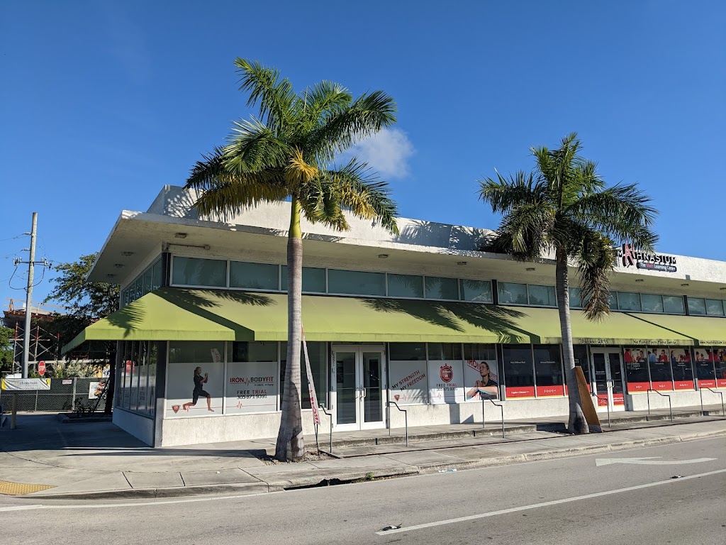  Iron Bodyfit Aventura