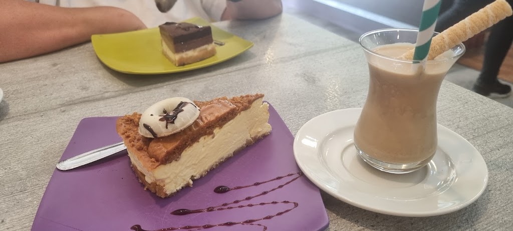CAFETERIA BELIS — Coffee cake