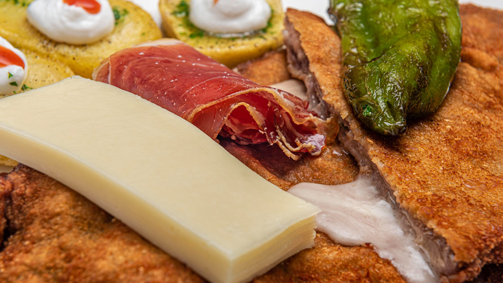FRANKFURT CAL VICENS — Comida y bebida
