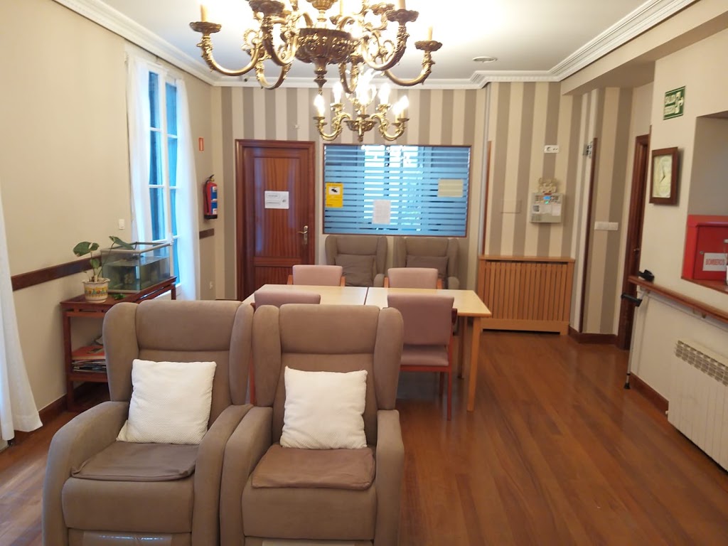 Residencia El Arenal — Habitaciones