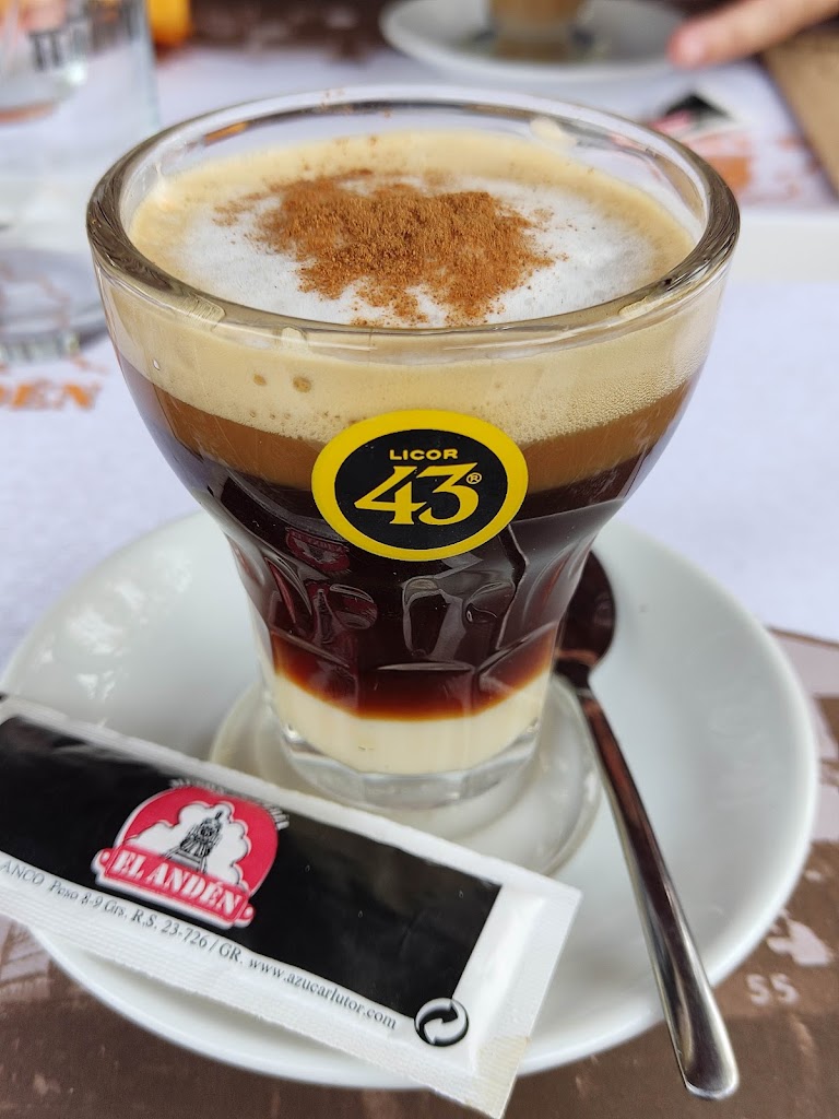 Meson El Anden — Cortado