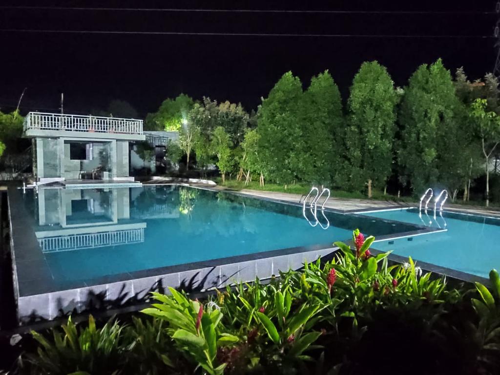 White Lake Resort Mysore
