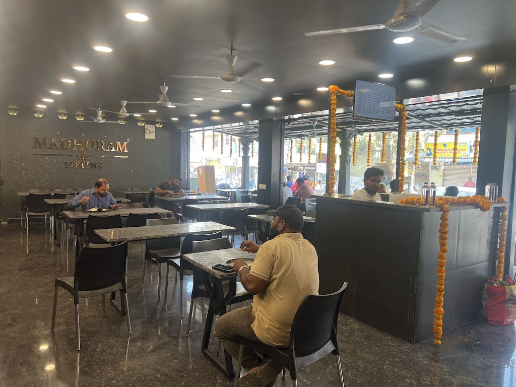 Madhuram Tiffins Chandanagar