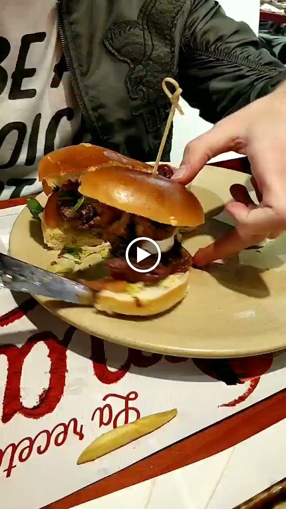 Restaurante Cotton Grill — Videos