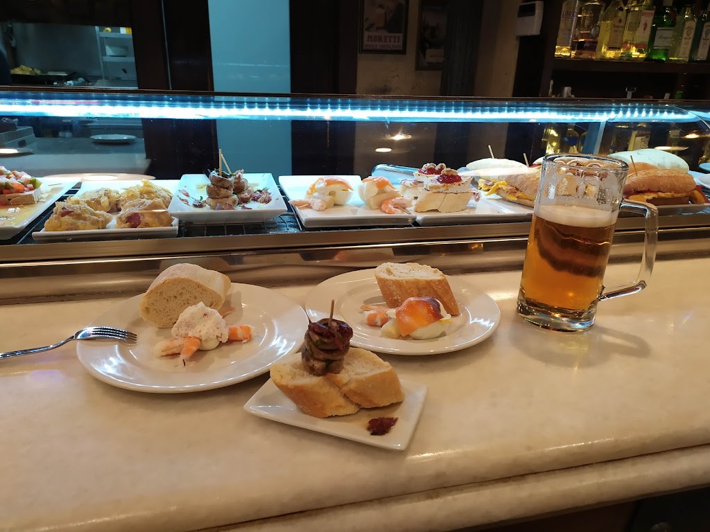 Cafe Calenda — Ambiente