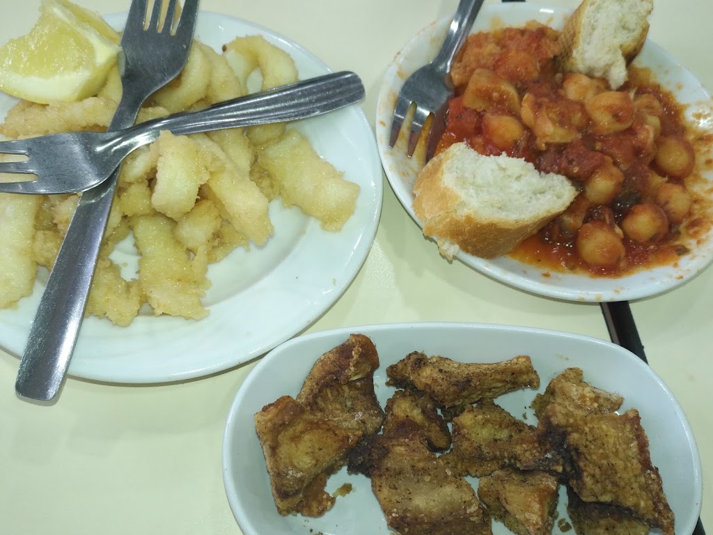 Bar Manel del Mercat de Rubi — Comida y bebida