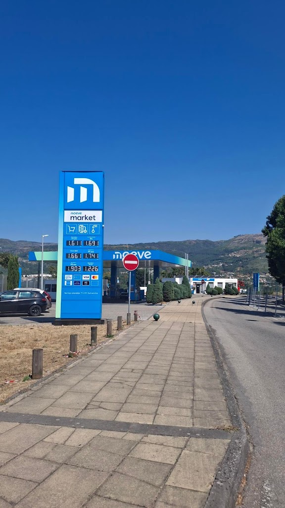 Posto de abastecimiento Moeve, antiga Cepsa