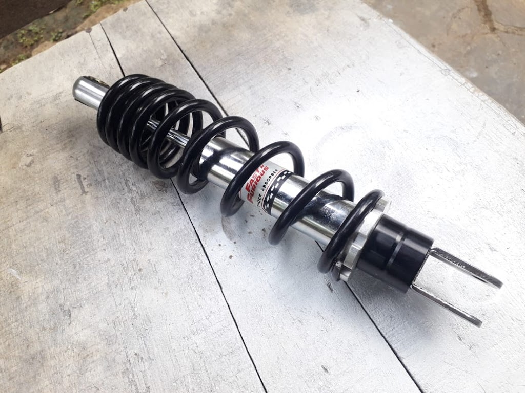 Spesialis shockbreaker (servis shockbreaker)