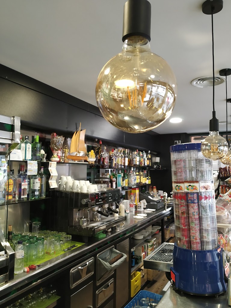 Bar Cafeteria Granja The Family