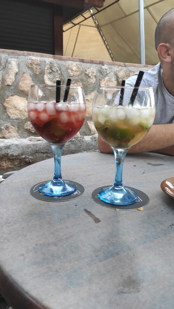 LA ESTACION DEL MAR — Comida y bebida