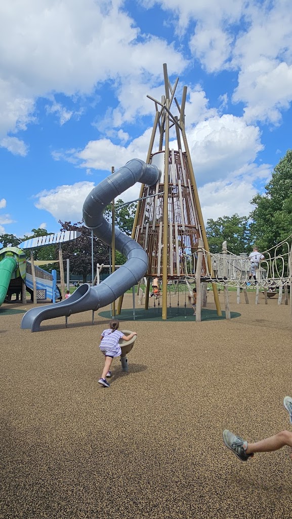 Larchmont Flint Park