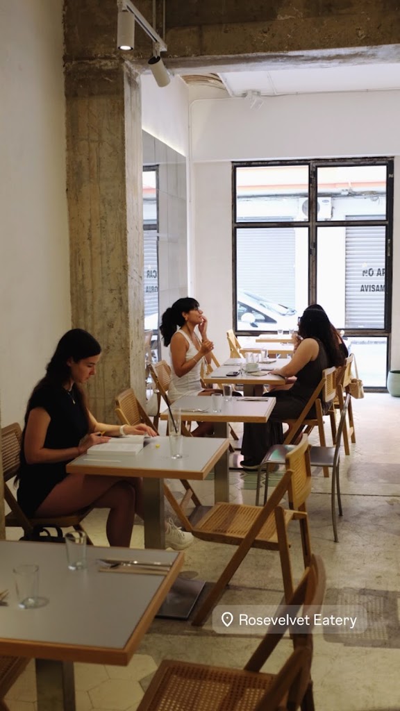 Rosevelvet Eatery — Ambiente