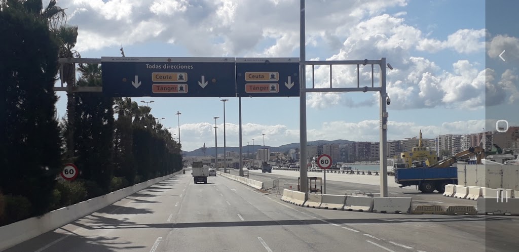 Parking De Camiones — Signo