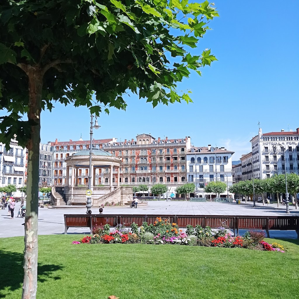 FreeTour en Pamplona TRIPNAVARRA TOURS — Del propietario