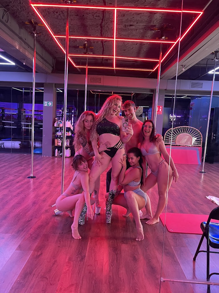 POLEFIT.MADRID - Pole Dance Studio - — Del propietario
