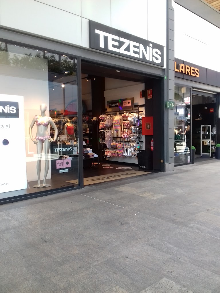 Tezenis en Cornella de Llobregat