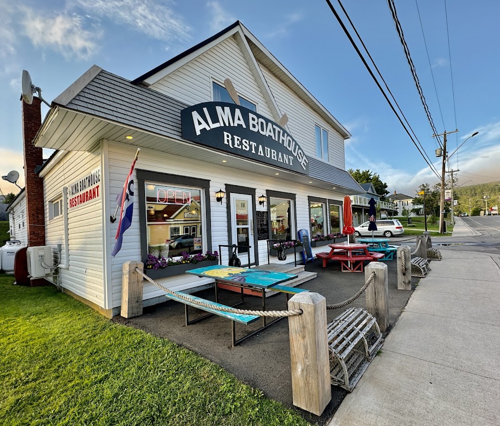 Alma Boathouse Restaurant in Alma