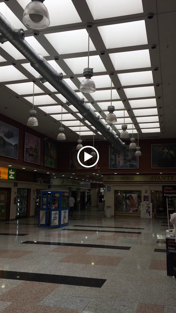 Centro Comercial Vicalvaro — Interior