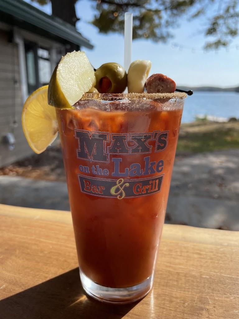  Max's on the Lake