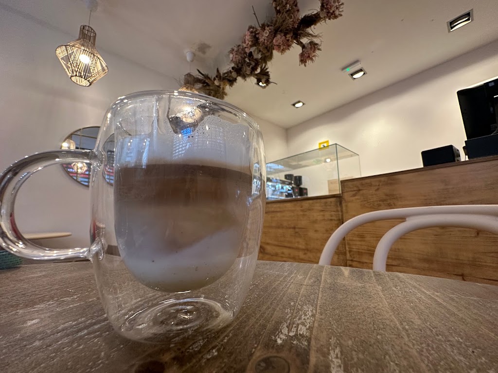 Dalt Vila cafe — Comida y bebida