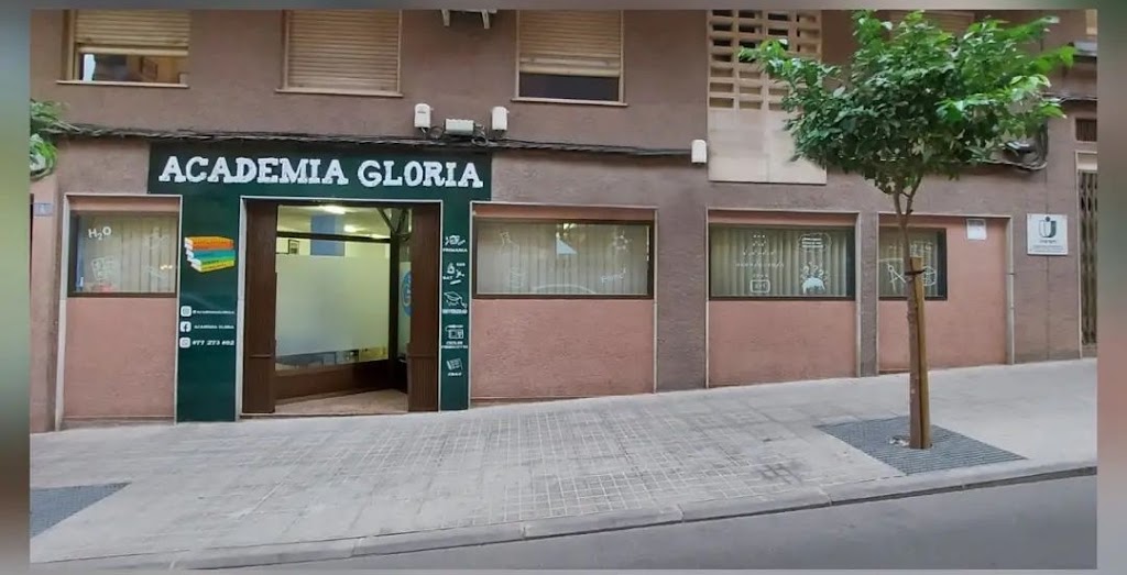 Academia Gloria — Del propietario