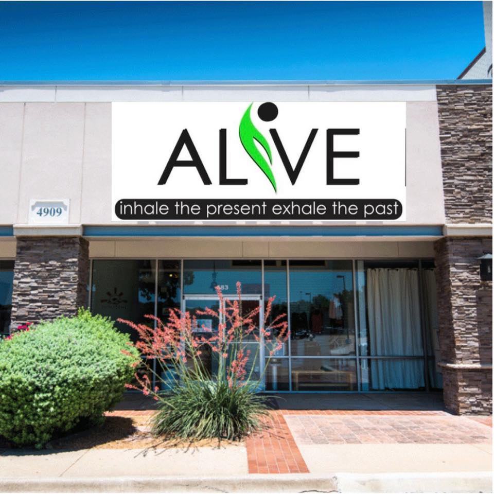  ALIVE Yoga - Plano