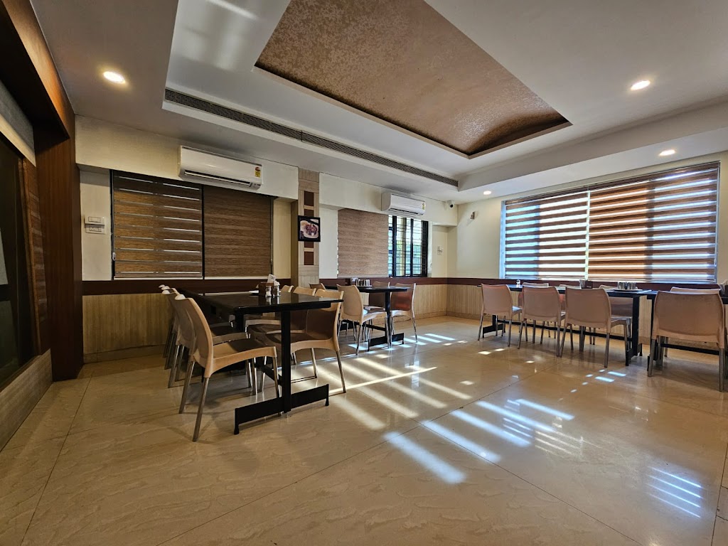 Hotel Aishwarya Naveen