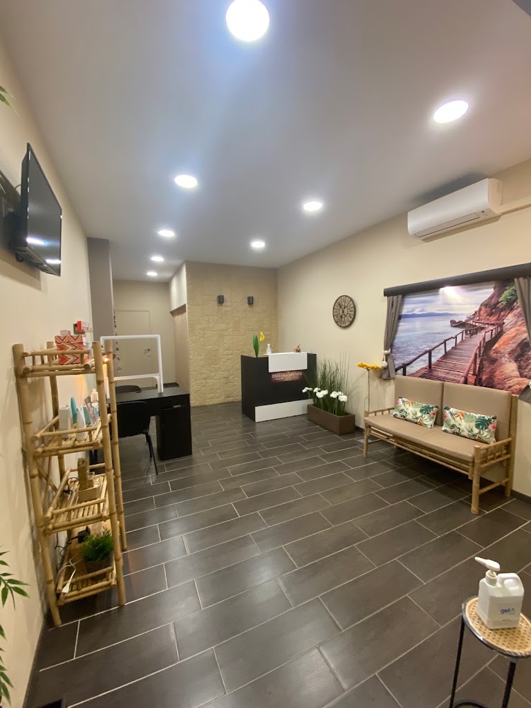 EsteticArenys — Interior