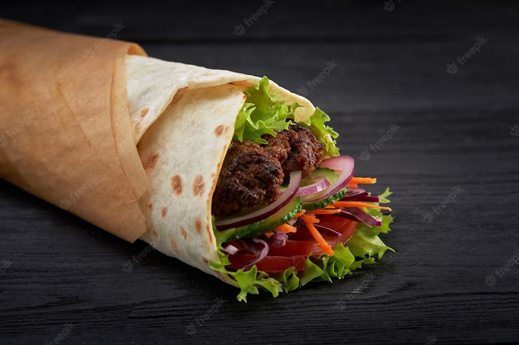 Mc.Tacos /Restaurante Doner kebab tomelloso — Del propietario
