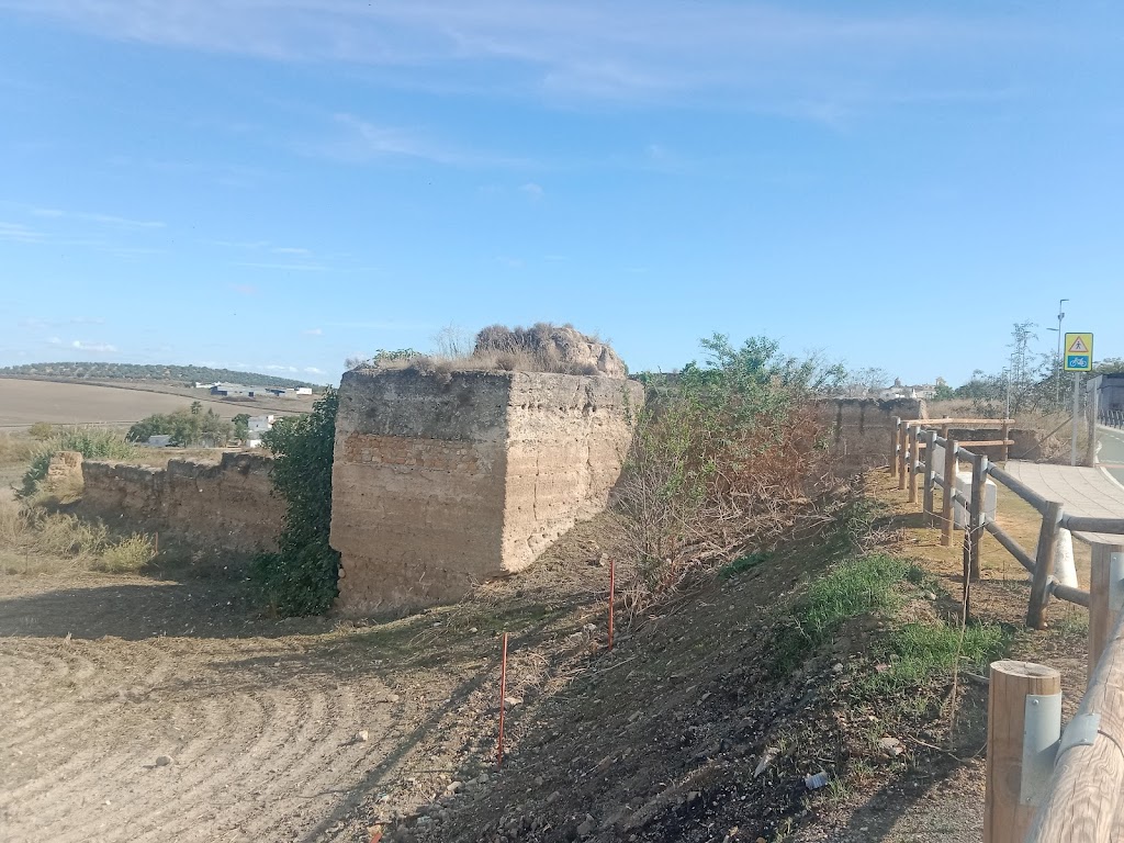 Restos muralla almohade Marchena, Sevilla.