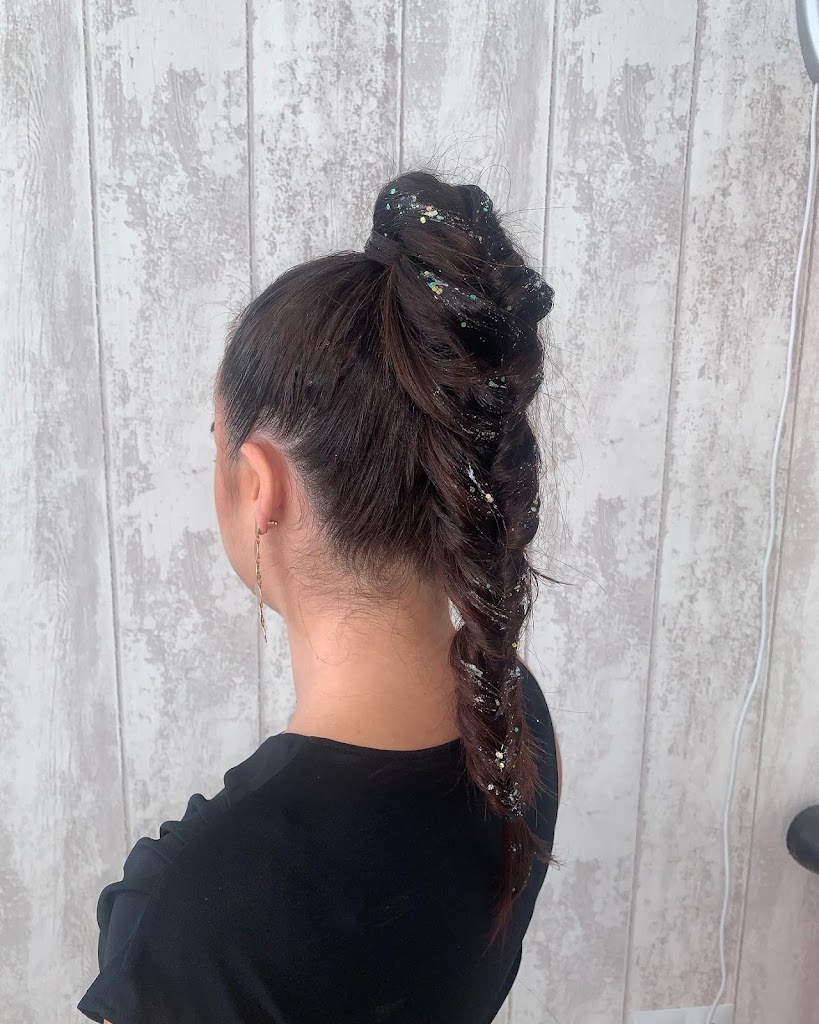 Gloria Lopez Salon de Peluqueria — Del propietario