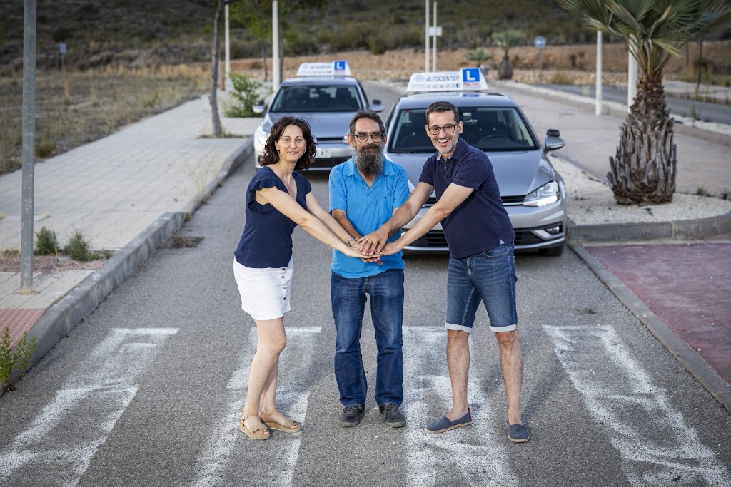 Autoescuela Autocenter — Automovil