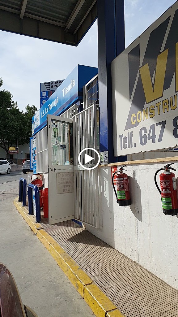 Gasolinera La Tortuga — Videos
