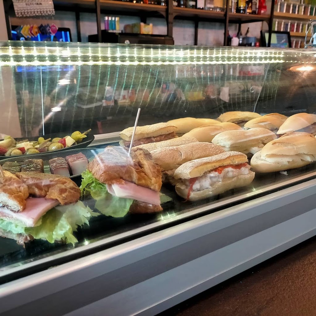 Bar Iker Romo — Ambiente