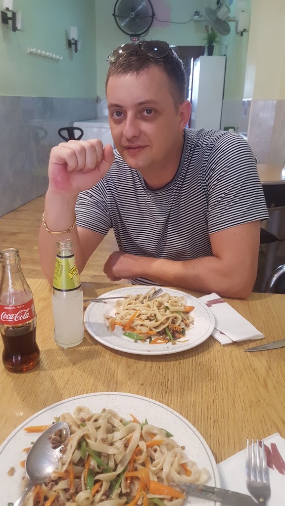 bar unio — Comida y bebida