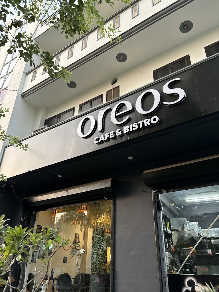 Oreos Cafe Bistro