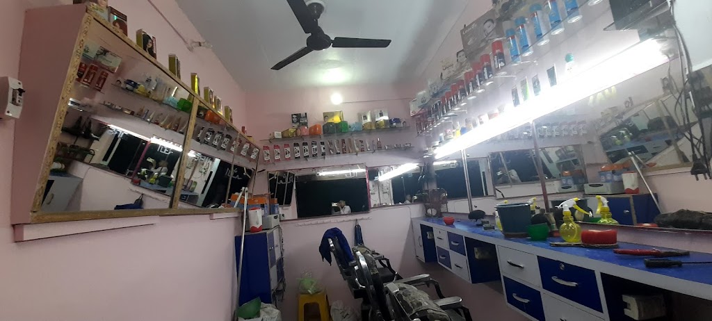 Mannat Famous Hair Dresser Gents Parlour