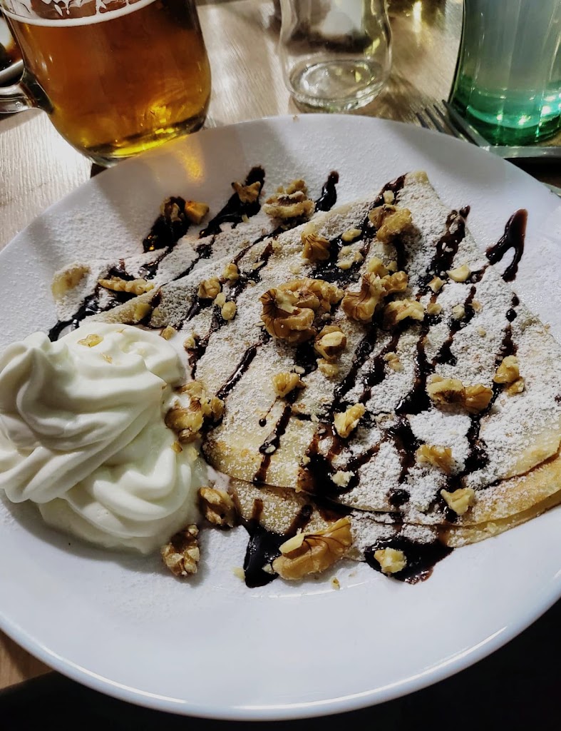 Creperia & Bar — Comida y bebida