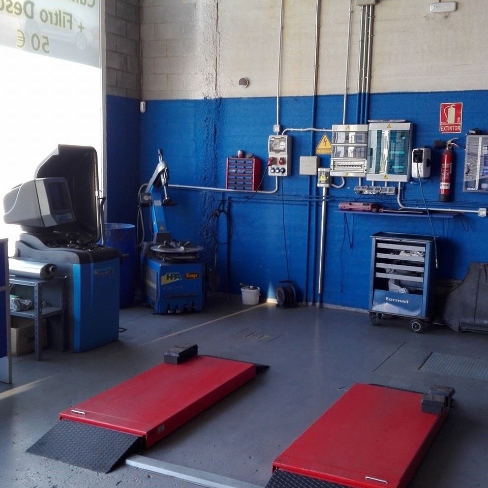 SEBAIN AUTO S.L. — Interior