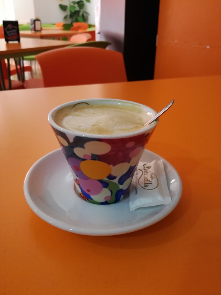El Raco De L'aigua Llimo — Comida y bebida