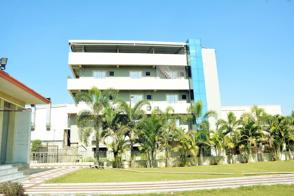Hotel Grand Ayush Lodging