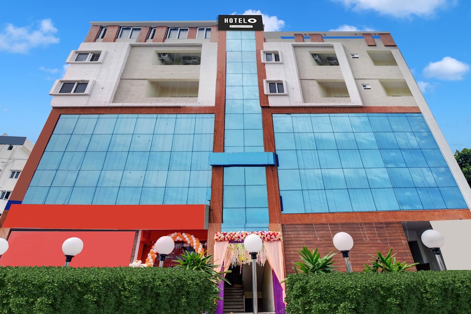 Super Hotel O Murali Nagar Near Nad Junction