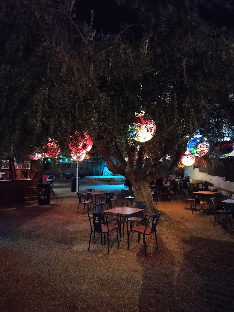 Bluegrass Bar La Traviesa — Ambiente