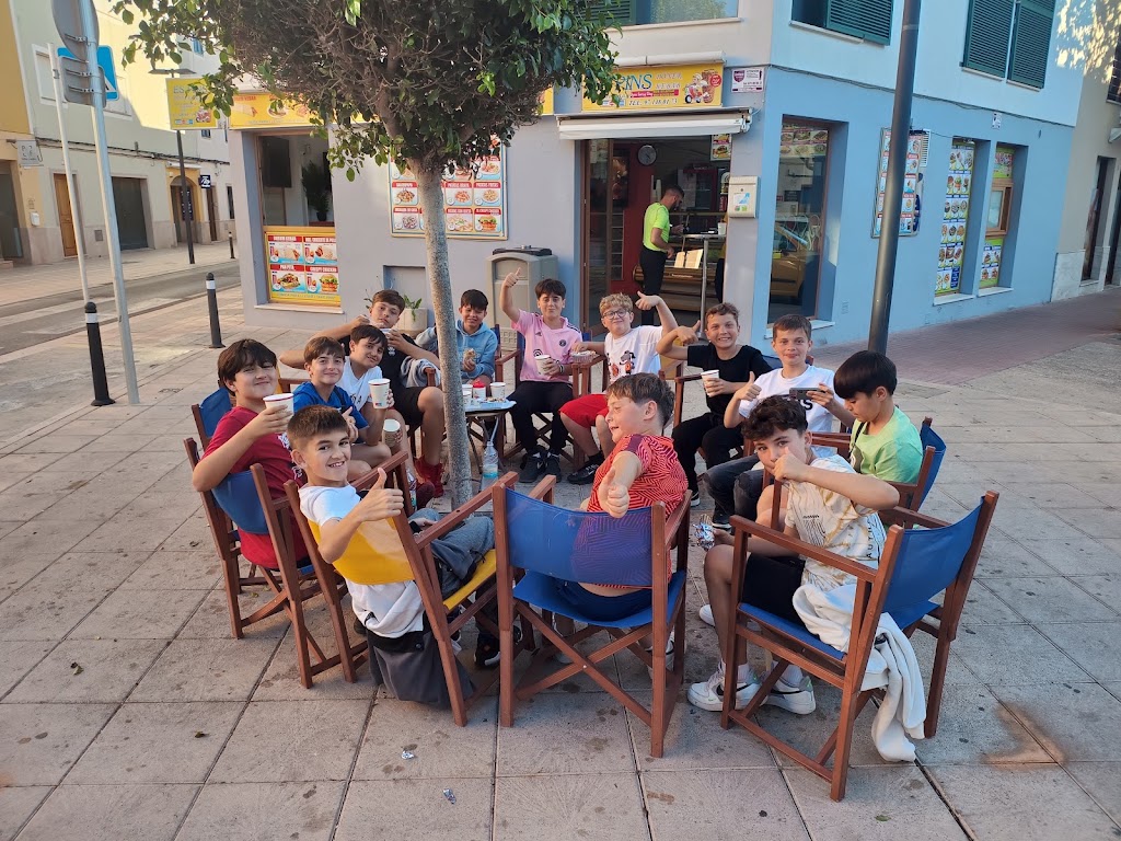 Es Pins Doner Kebab — Del propietario
