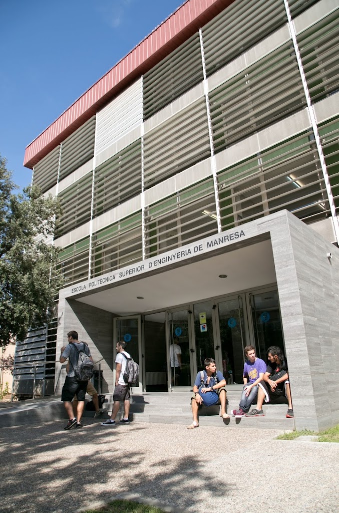 Sala d'estudis de l'Escola Superior d'Enginyeria de Manresa. UPC