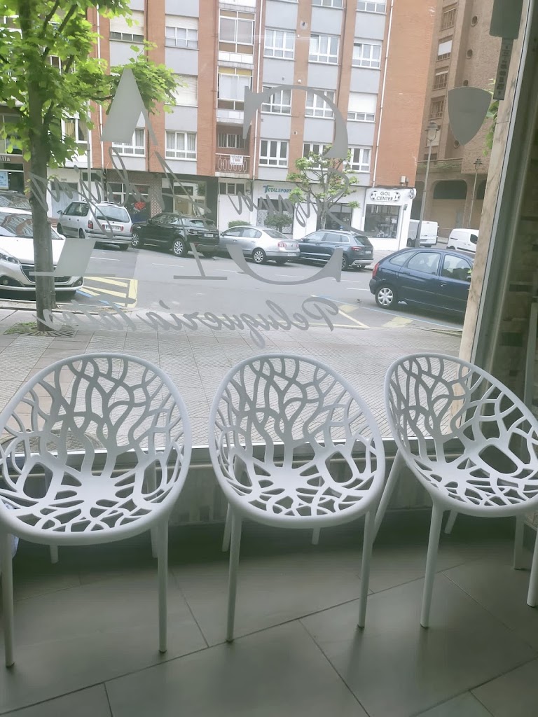 Susana Andujar - Peluqueria y Estetica — Interior