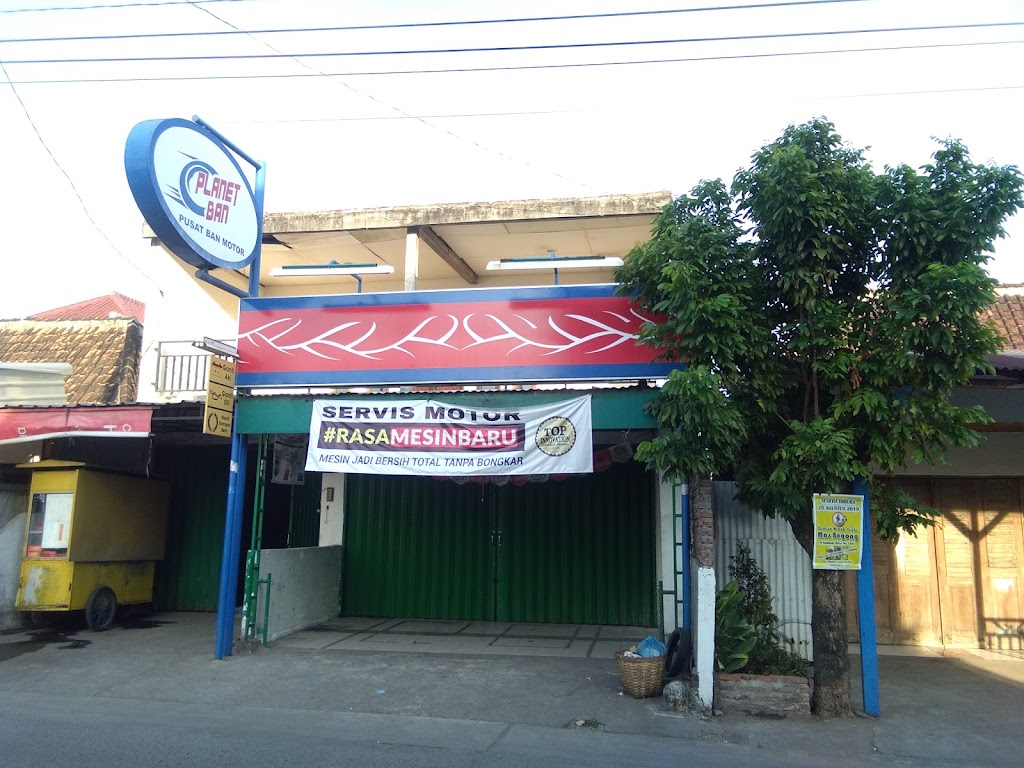 Planet Ban Jalan Kauman Mranggen