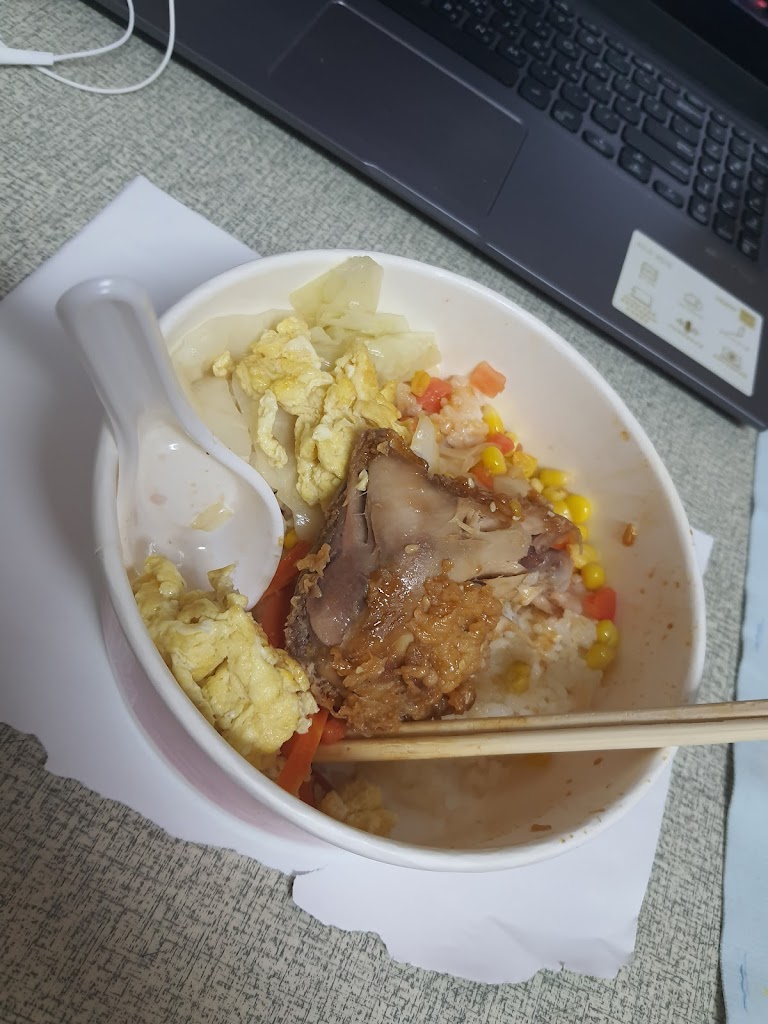 圓通自助餐 的照片